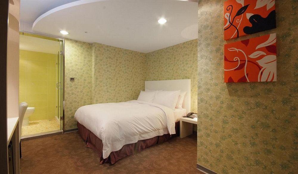 Hotel Leisure 台中輕行旅 Kültér fotó