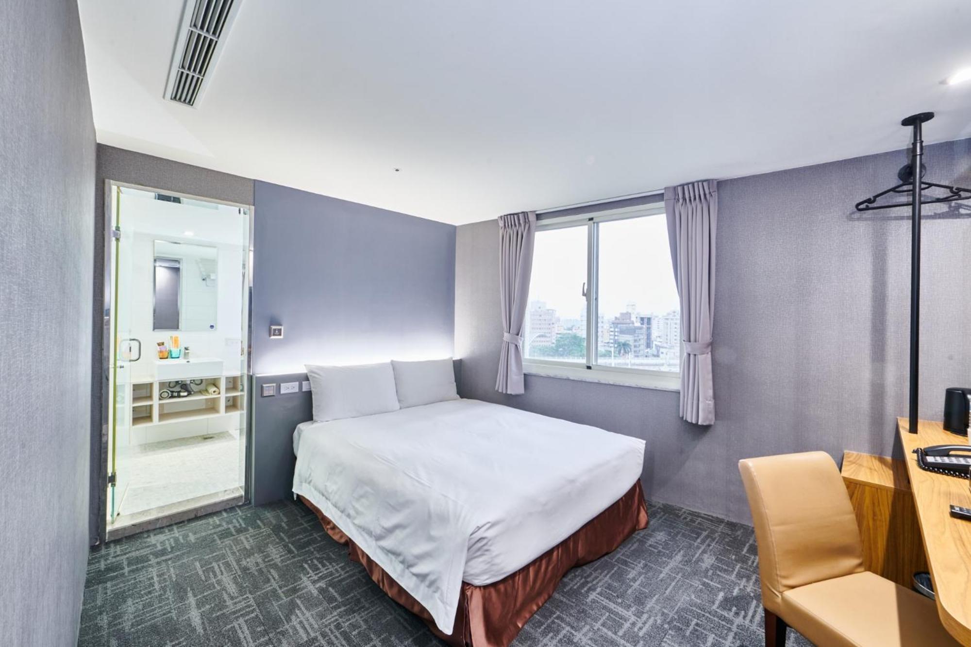 Hotel Leisure 台中輕行旅 Kültér fotó