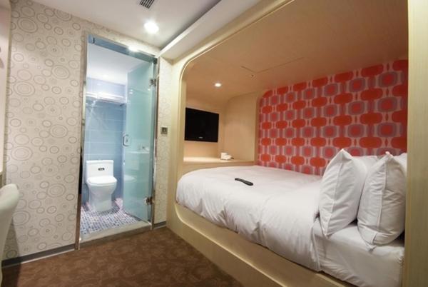 Hotel Leisure 台中輕行旅 Kültér fotó